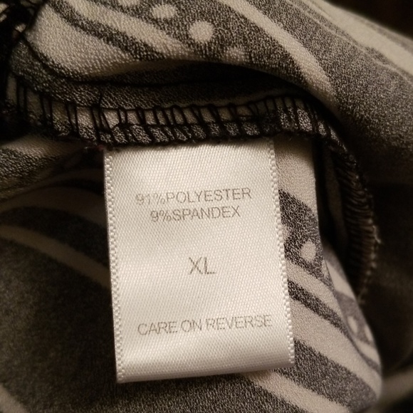 New York & Company wide leg black and white pants - Picture 7 of 7